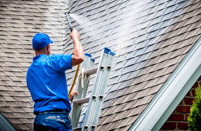 pompano beach roof cleaning